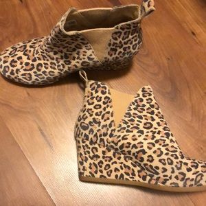 TOMS cheetah booties